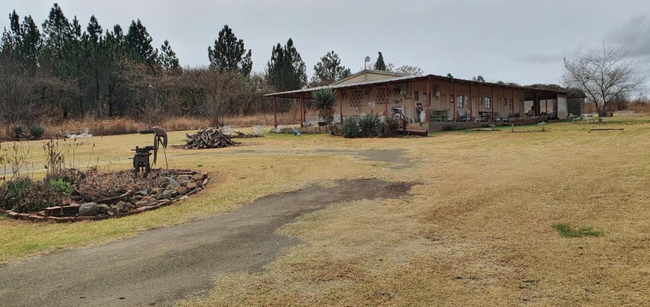 Farm stay Drakensberg Bush And Backpackers *
